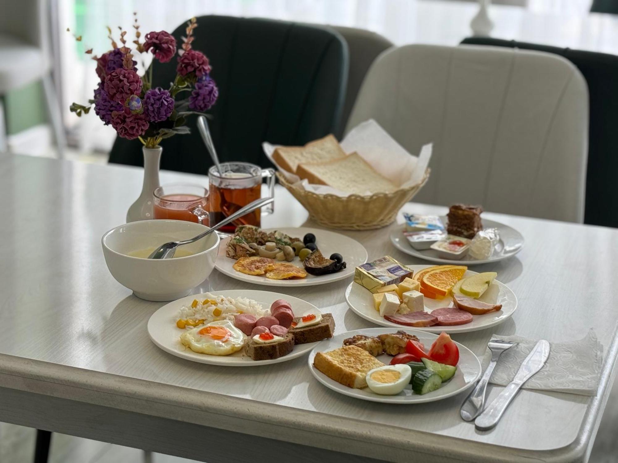 Resident Hotel Taşkent Dış mekan fotoğraf